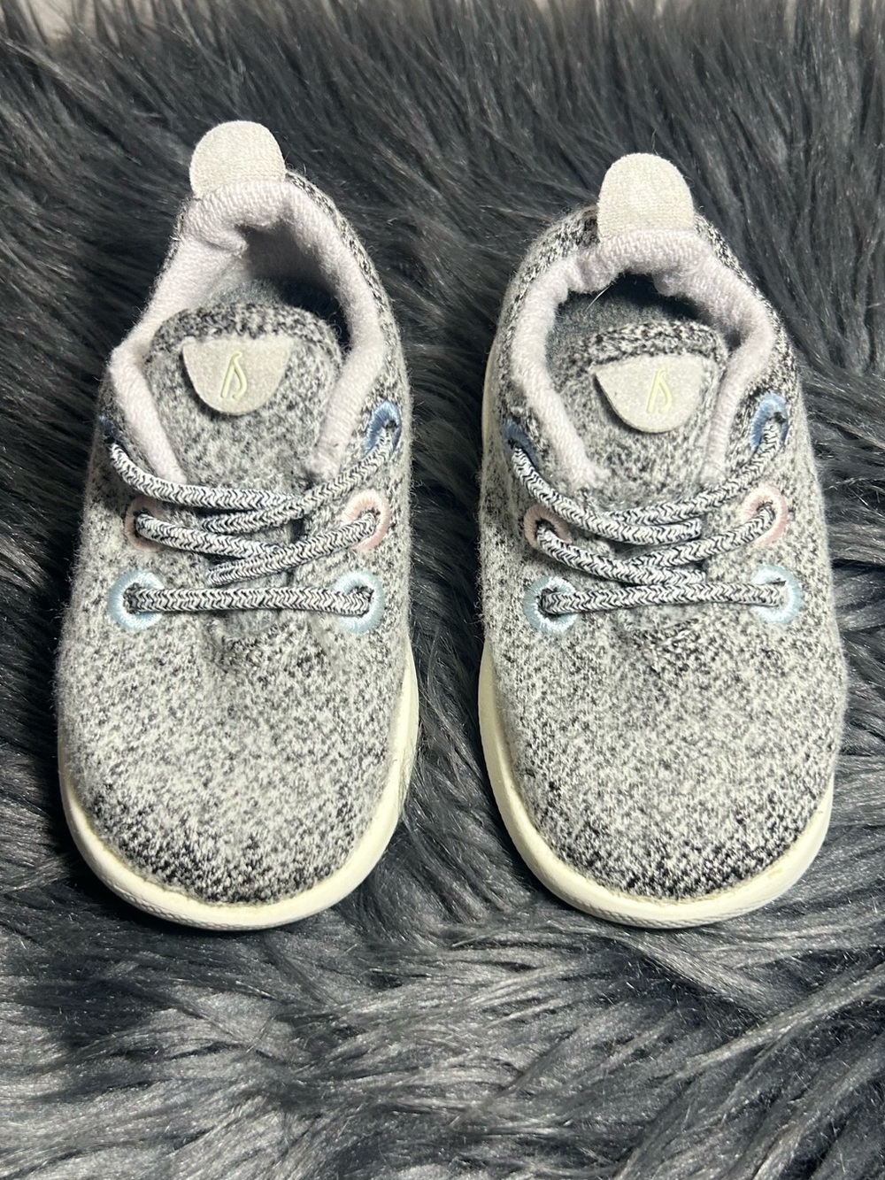 Allbirds Smallbirds Toddler Wool Runner Shoes Knit Slip-on Sneaker Size T5 - Picture 3 of 7